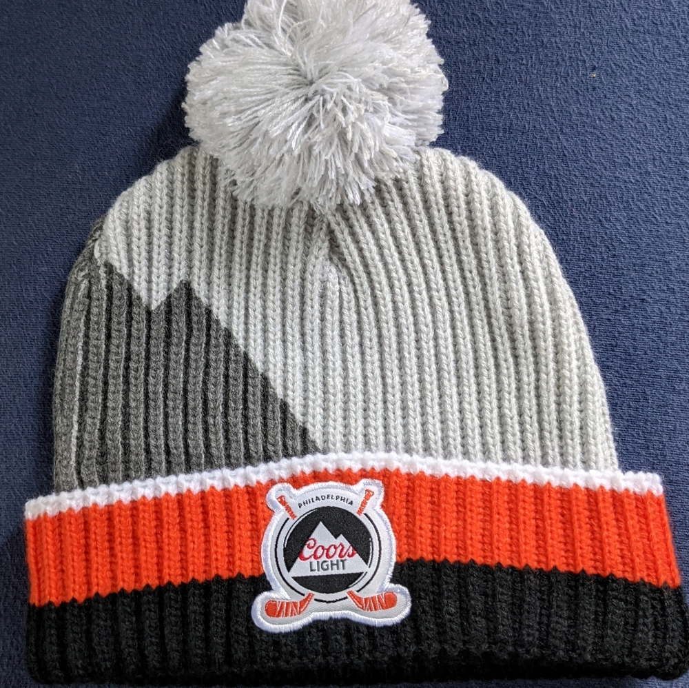 COORS Light beanie, Philadelphia hockey logo 🏒🍺